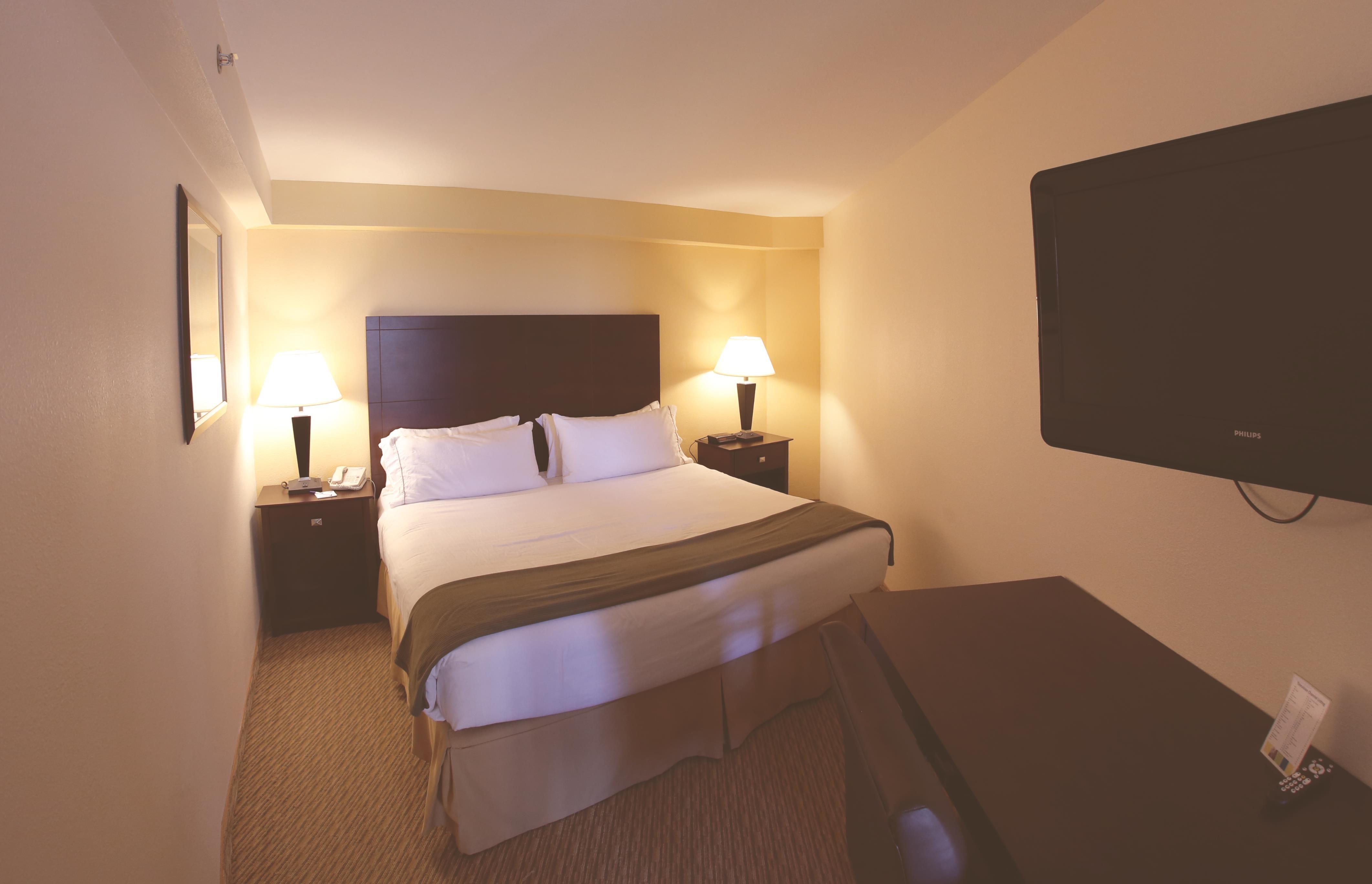 Holiday Inn Express St Ignace-Lake Central By Ihg St. Ignace Exterior foto